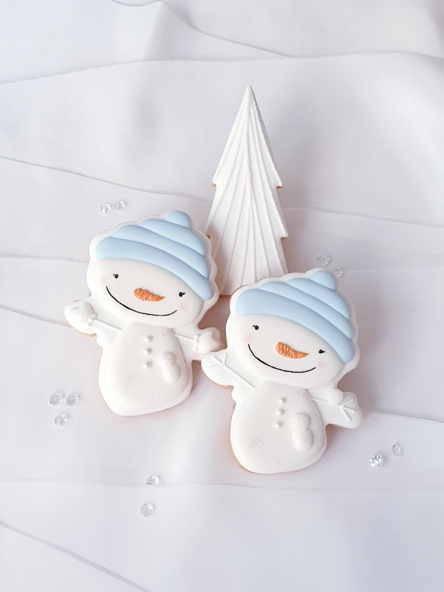 Snowman with hat cookie cutter 