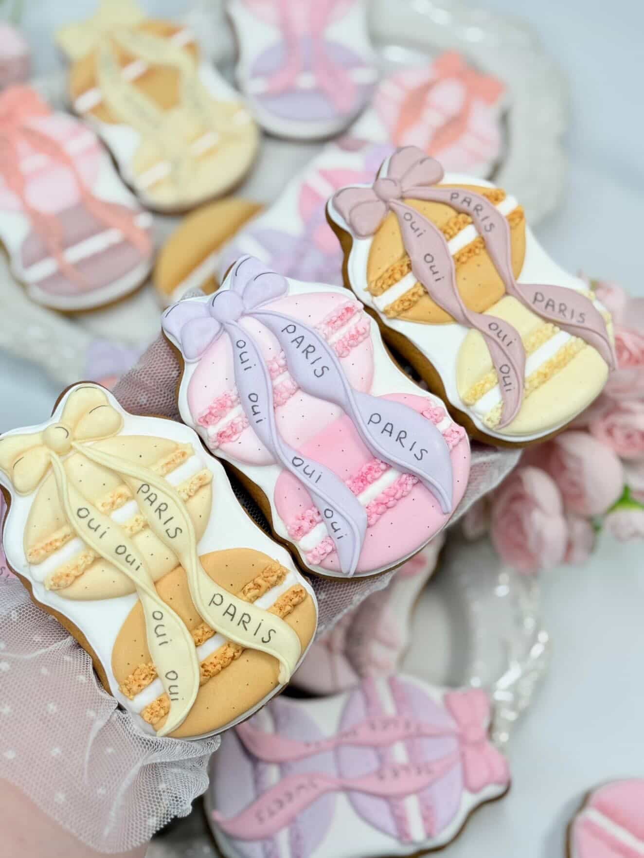 Ausstechform Macarons mit Schleife