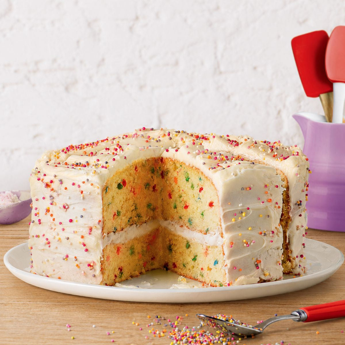 Betty Crocker Rainbow Chip Cake Mix - 425g