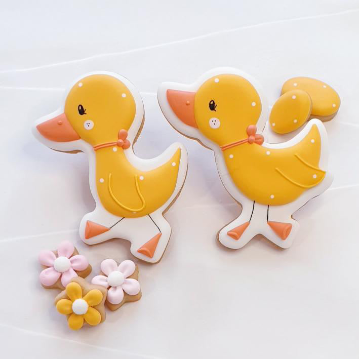 Cookie cutter duckling Wilma 