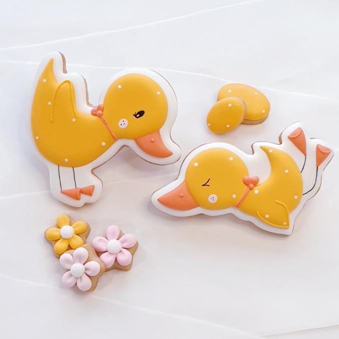 Cookie cutter duckling Wilma 