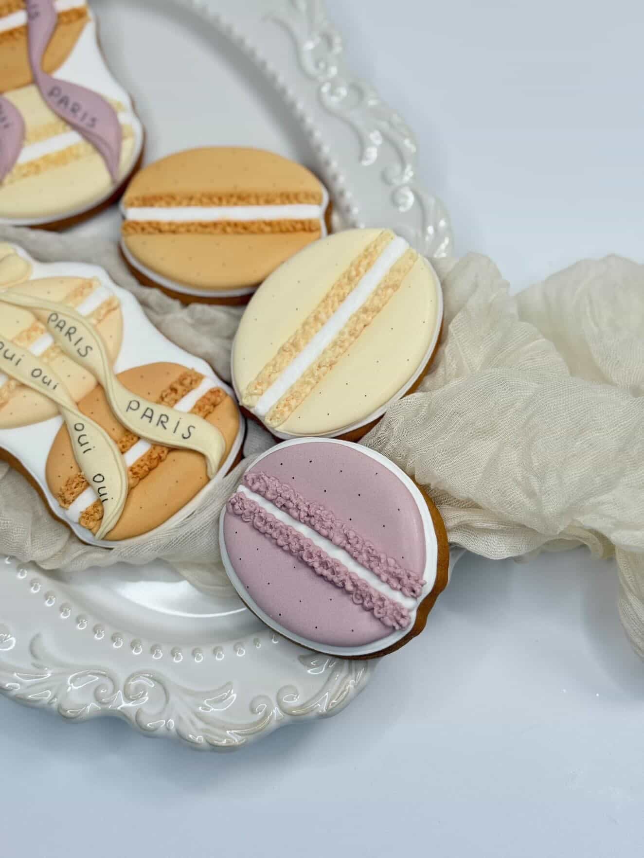 Ausstechform Macarons mit Schleife