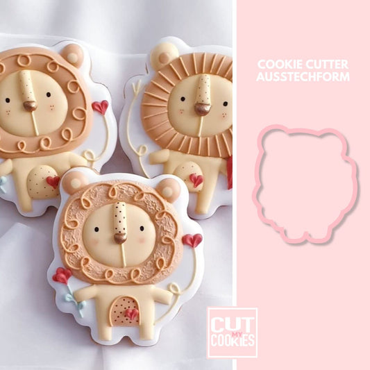 Cookie cutter lion with flower